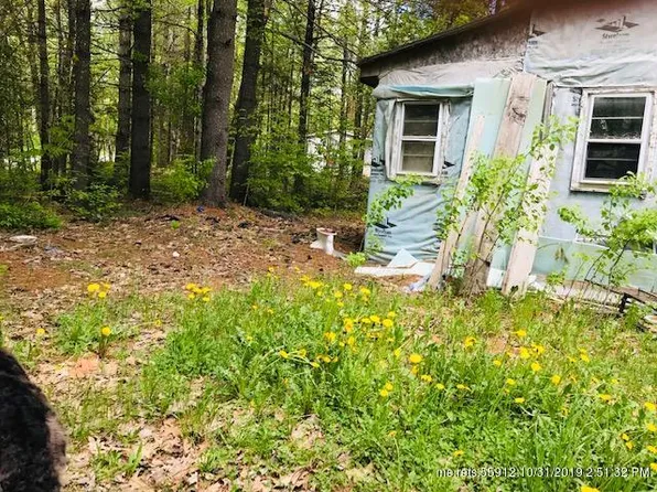 1053 Oliver Hill Rd, Dover Foxcroft, ME 04426