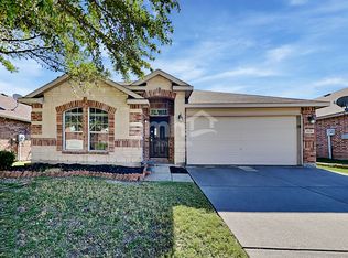 526 Harding Ln, Lavon, TX 75166