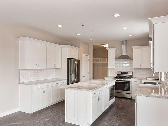 2nd image of 1041 Highland Park Ave