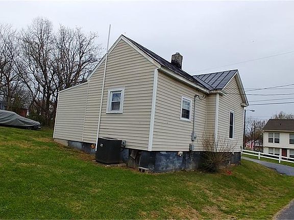 2nd image of 511 East St