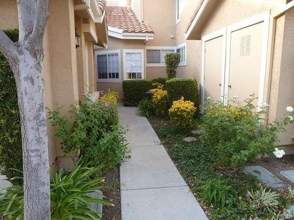 3rd image of 4903 Lazio Way