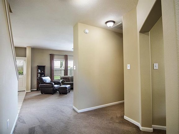 4th image of 31718 Forest Oak Park Ct