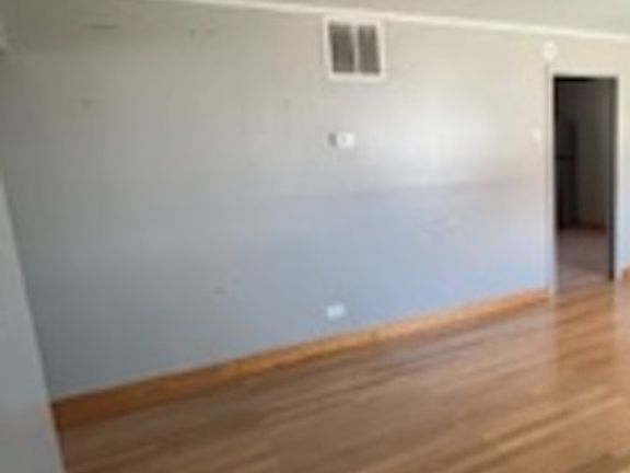 4th image of 204 S Orchard Dr