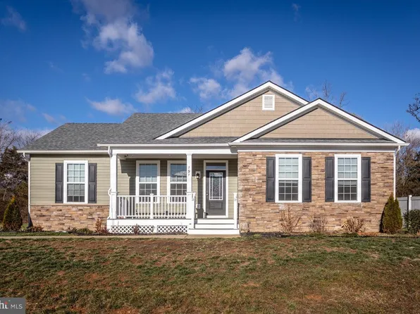 191 Bixlers Ferry Rd, Luray, VA 22835
