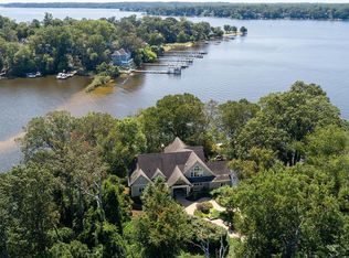 1 Charclavir Ln, Severna Park, MD 21146