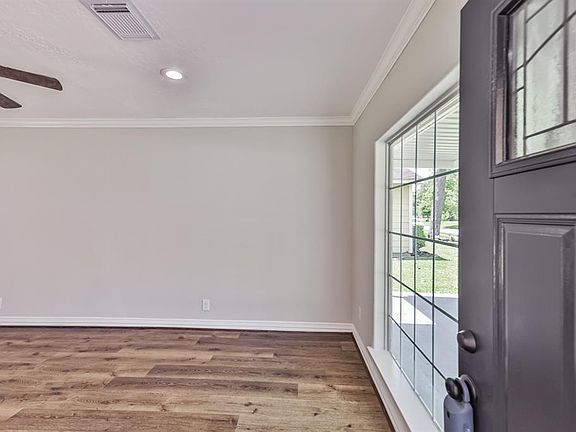 5th image of 7118 La Paseo St