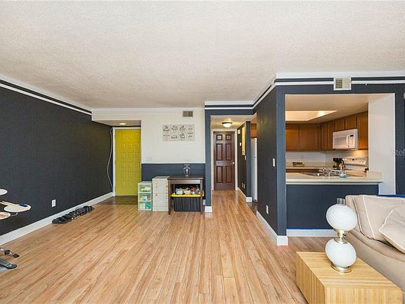 4th image of 4853 Puritan Cir #2501