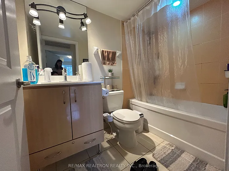 5791 Yonge St #908 — Photo 10