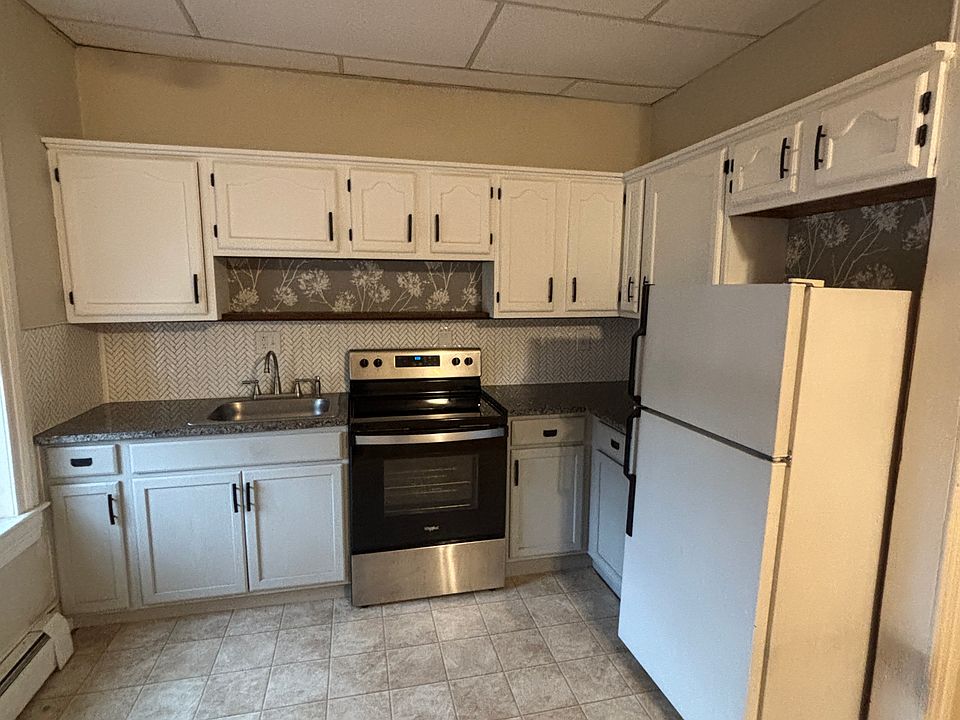 1st image of 33-102 S Kemp St #33