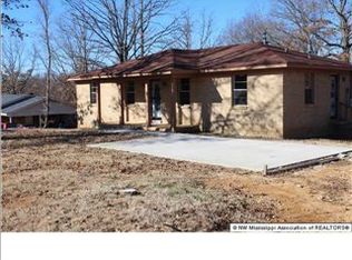 88 Pine Hill Rd, Byhalia, MS 38611
