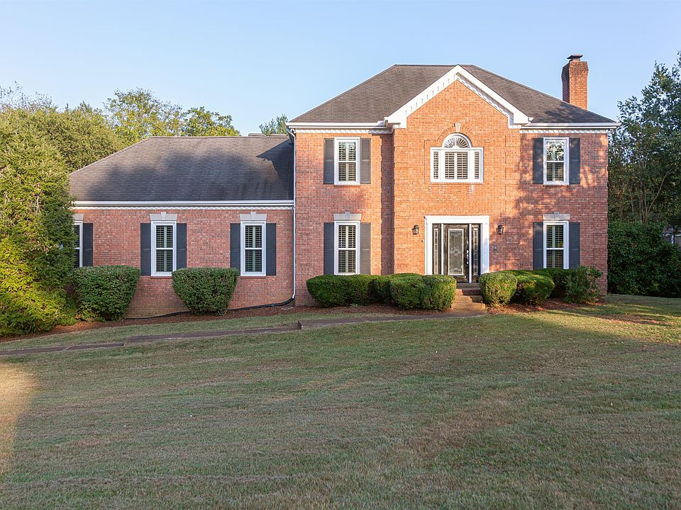1st image of 1429 Holly Hill Dr