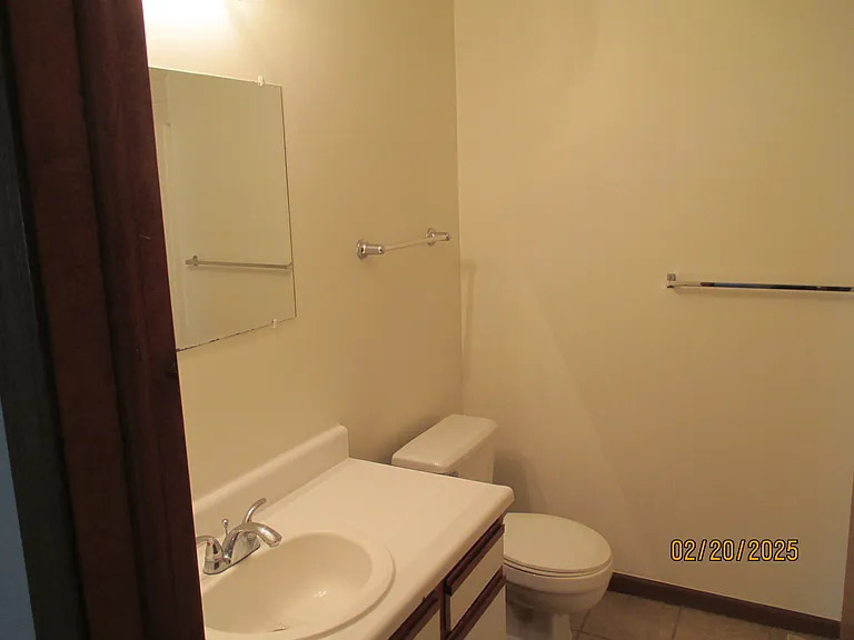 1011 NE Lindsay Ave #B — Photo 5