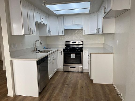 5th image of 13800 Chadron Ave #5