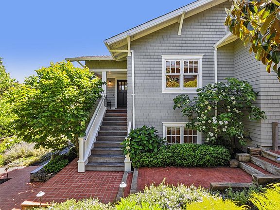 2nd image of 129 Sunnyside Avenue