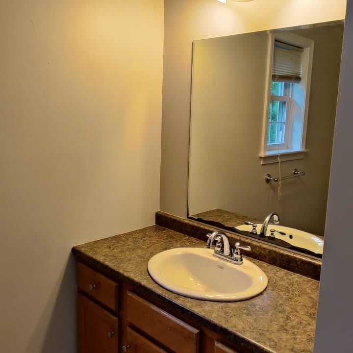 full bath on second level