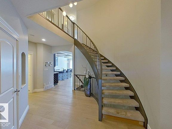 3rd image of 233 Hawks Ridge Blvd NW