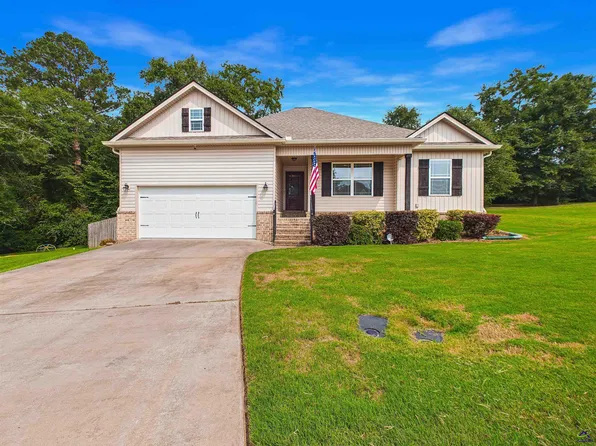 105 Avington Chase, Perry, GA 31069