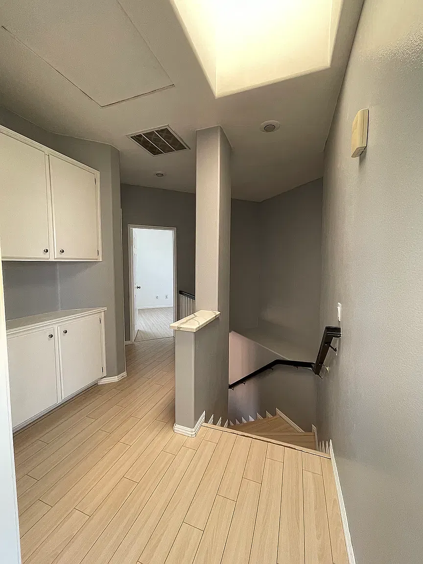 3 bed, 1215 sqft, $4,000 — Photo 2
