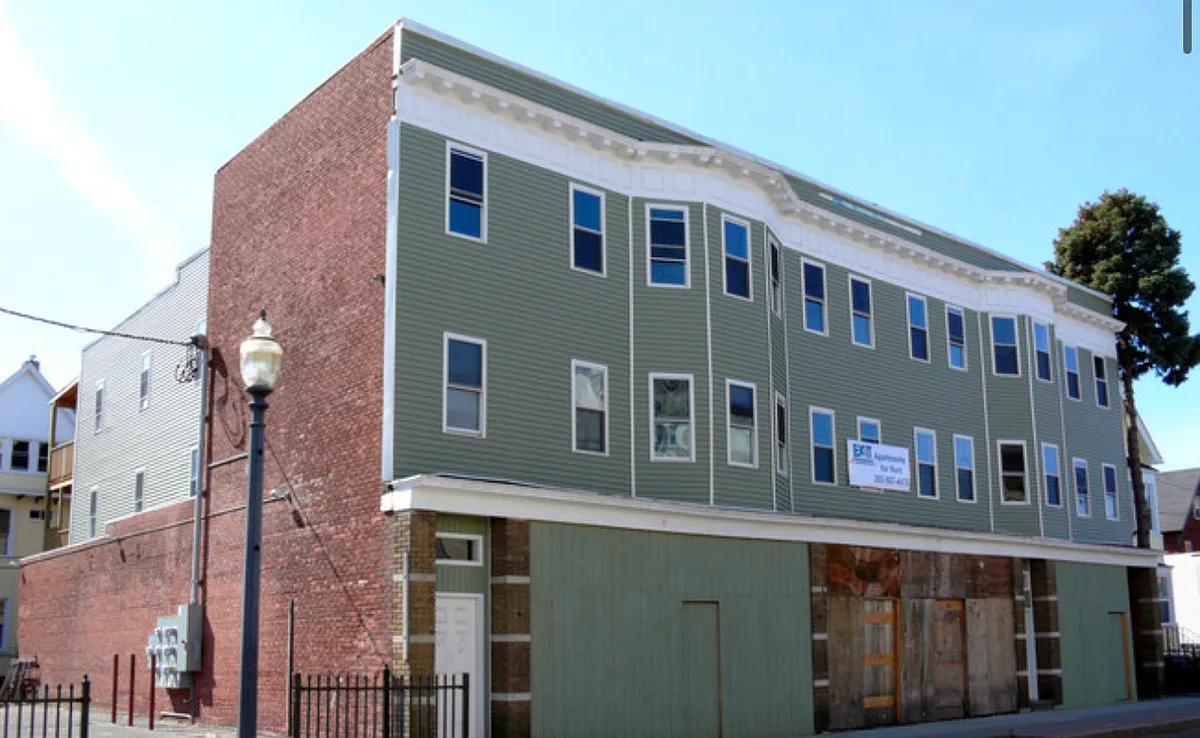 Building Photo - 1410 Stratford Ave #2