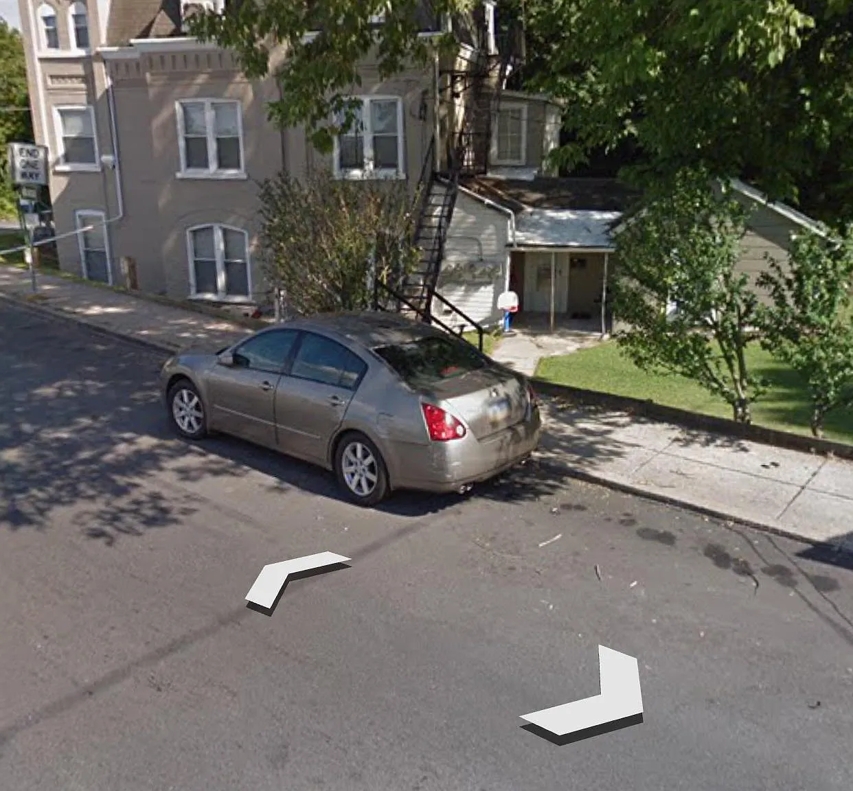 2 bed, 900 sqft, $1,699 — Photo 3