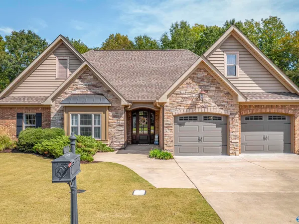 4611 Laura Ln, Southside, AL 35907