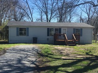 731 Maplewood Ave, Tullahoma, TN 37388
