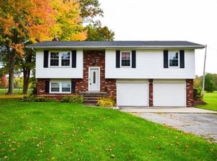7476 State Route 45, North Bloomfield, OH 44450