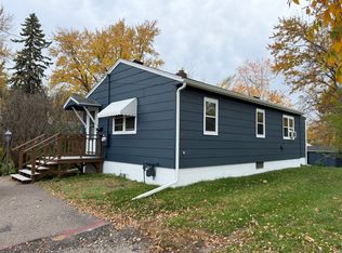 1715 Budd Ave, Maple Plain, MN 55359