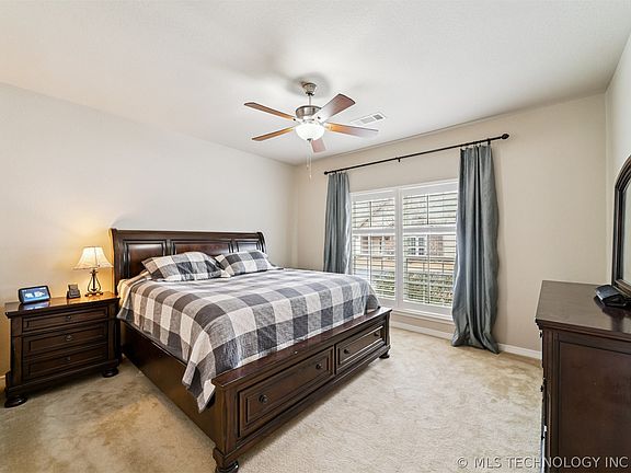 5th image of 5011 W Birmingham Pl
