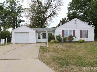 2220 W Forrest Hill Ave, Peoria, IL