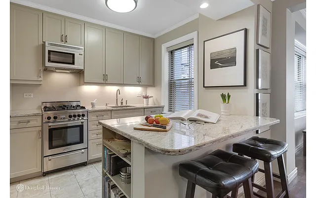 Sold by Douglas Elliman | media 15