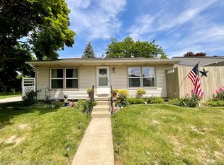 1003 S Dayton St, Davison, MI