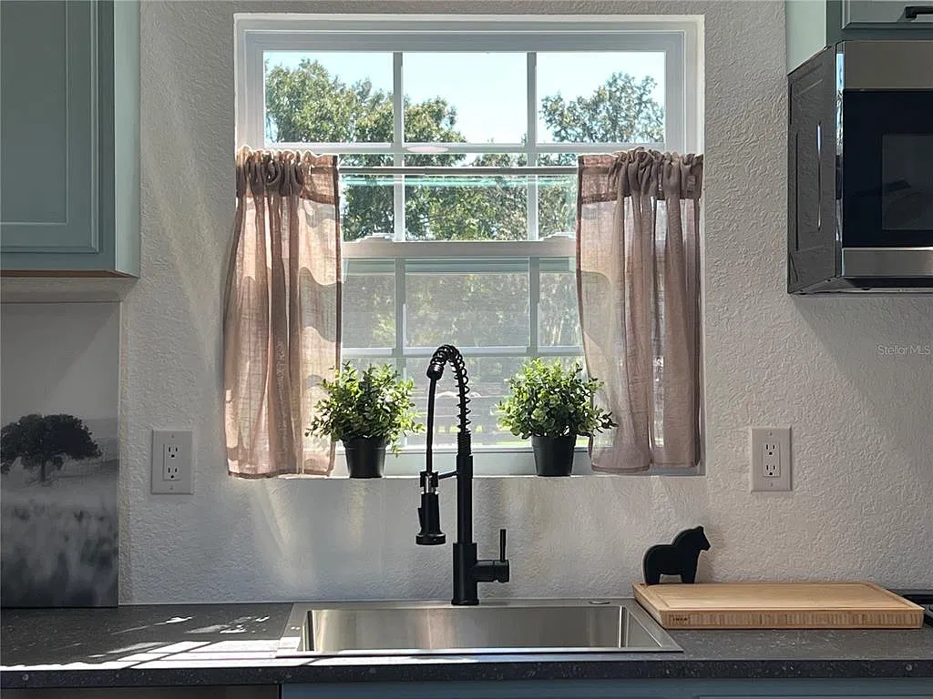 1 bed, 1.0 bath, 448 sqft, $2,200 — Photo 4