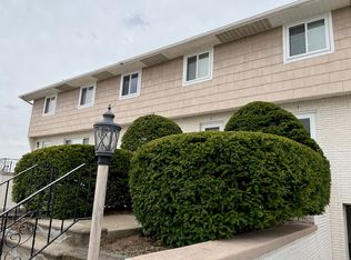 200 N Avalon Dr #3, Steubenville, OH 43953