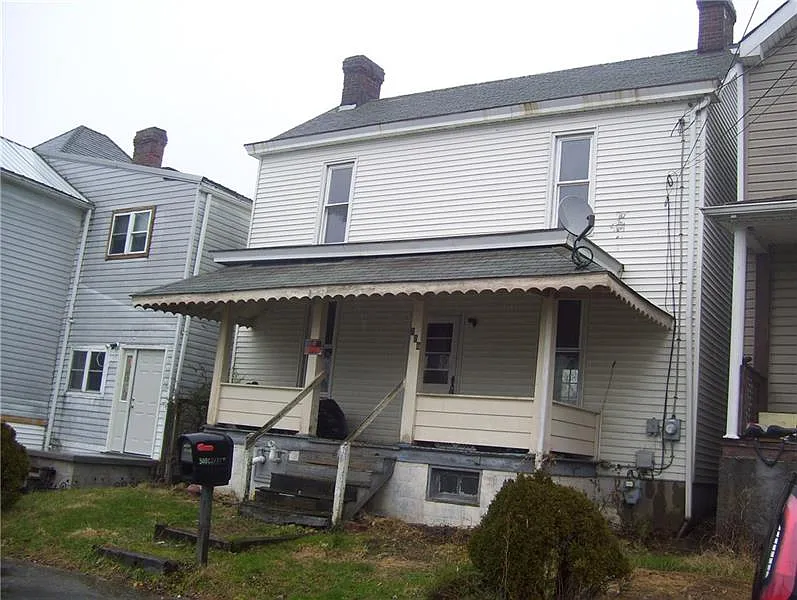 308 Graff St photo 1