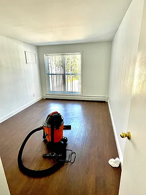 Rented by Amorelli Realty | media 12