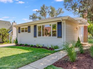 431 Gierz St, Downers Grove, IL 60515