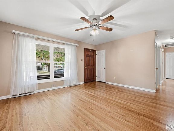 5th image of 1790 Bobbinray Ave
