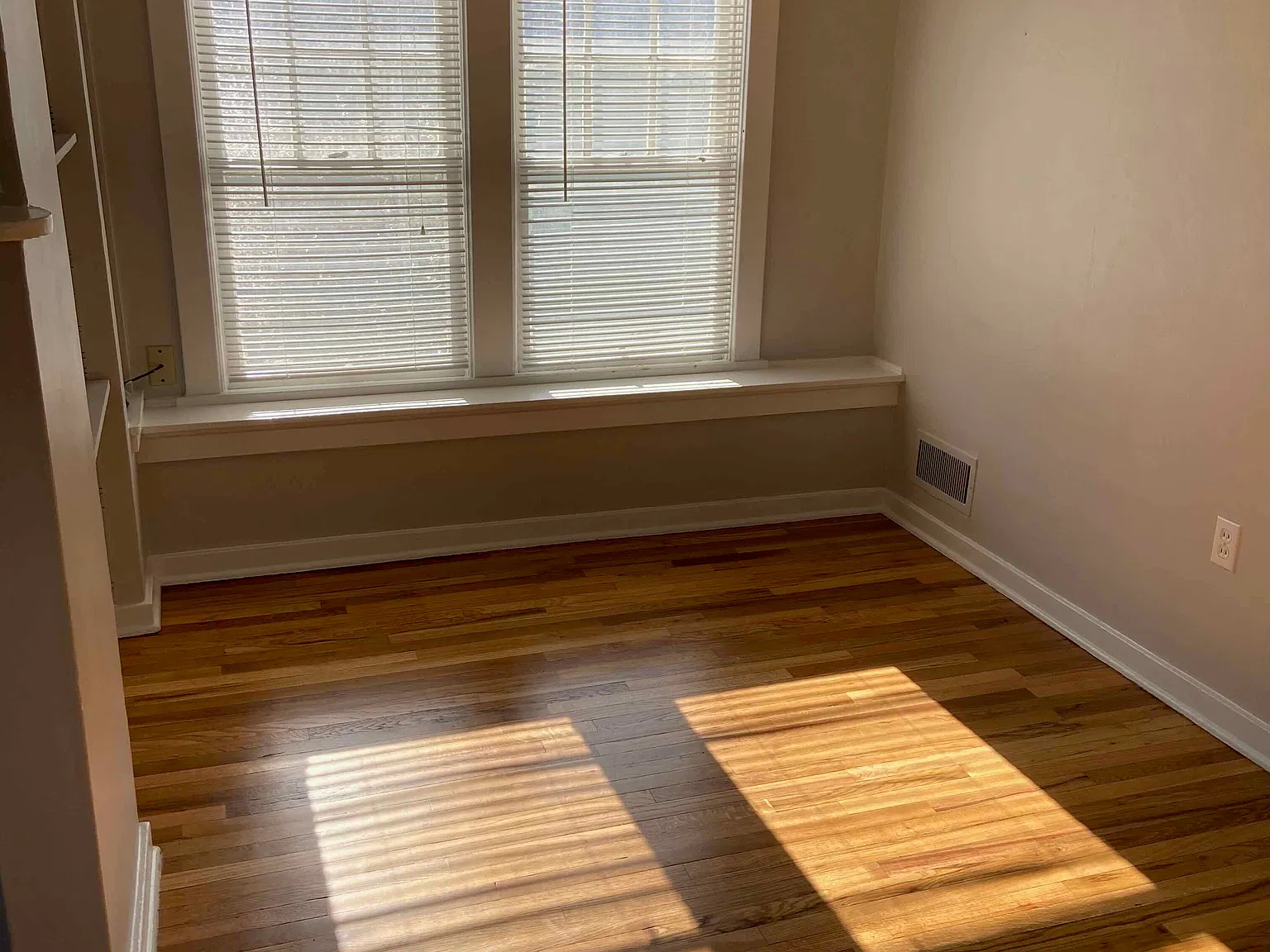 1 bed, 750 sqft, $1,200 — Photo 4