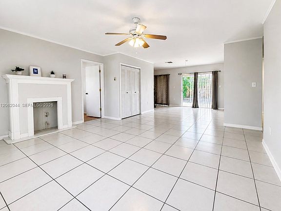 4th image of 28901 SW 150th Pl