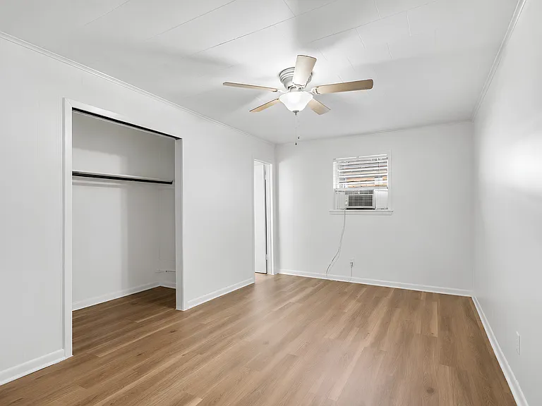 Villa North Apartments - 1 bedroom apartment — Photo 19