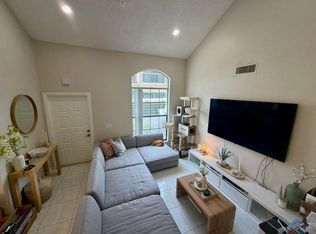 21204 Harbor Way, Miami, FL 33180