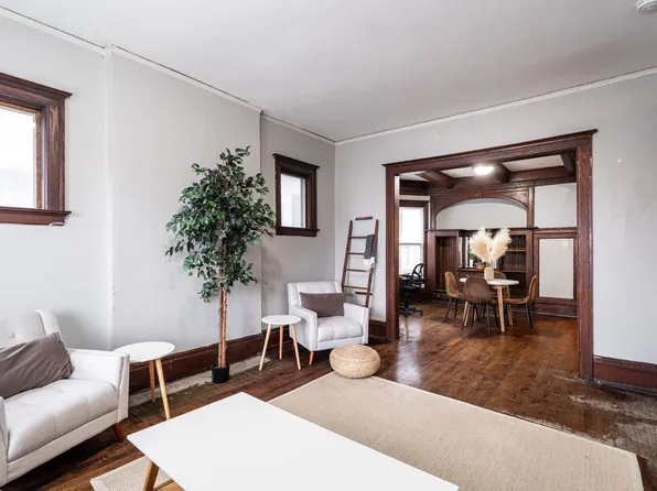 2943 N Maryland Ave, Milwaukee, WI 53211