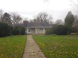 22W611 Hackberry Dr, Glen Ellyn, IL