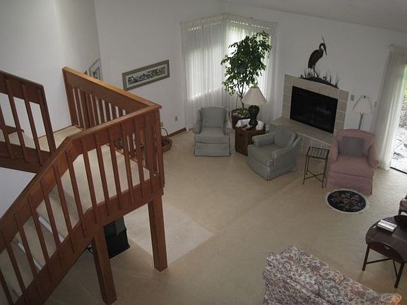 2nd image of 65 Village Cir