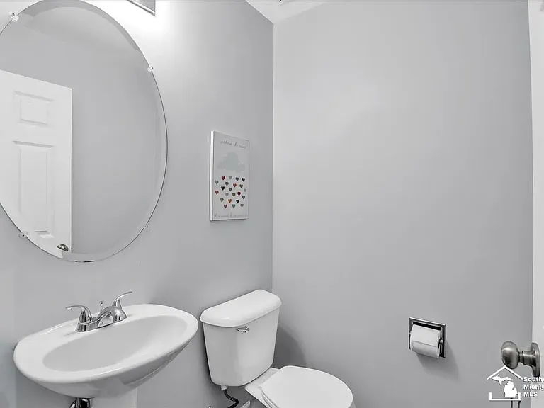 8422 Walnut Hl — Photo 17