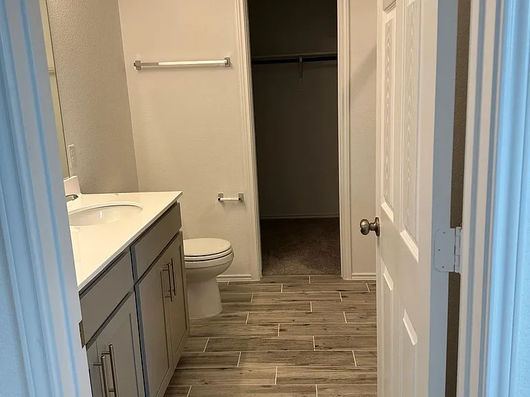 217 Redonda Dr — Photo 11