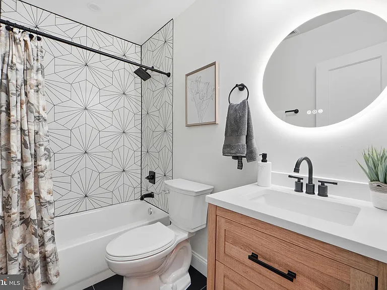5520 N Capitol St NW — Photo 26
