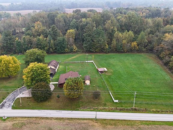 4th image of 566 E Cutshall Rd