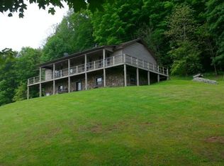5268 Burkes Garden Rd, Tazewell, VA 24651